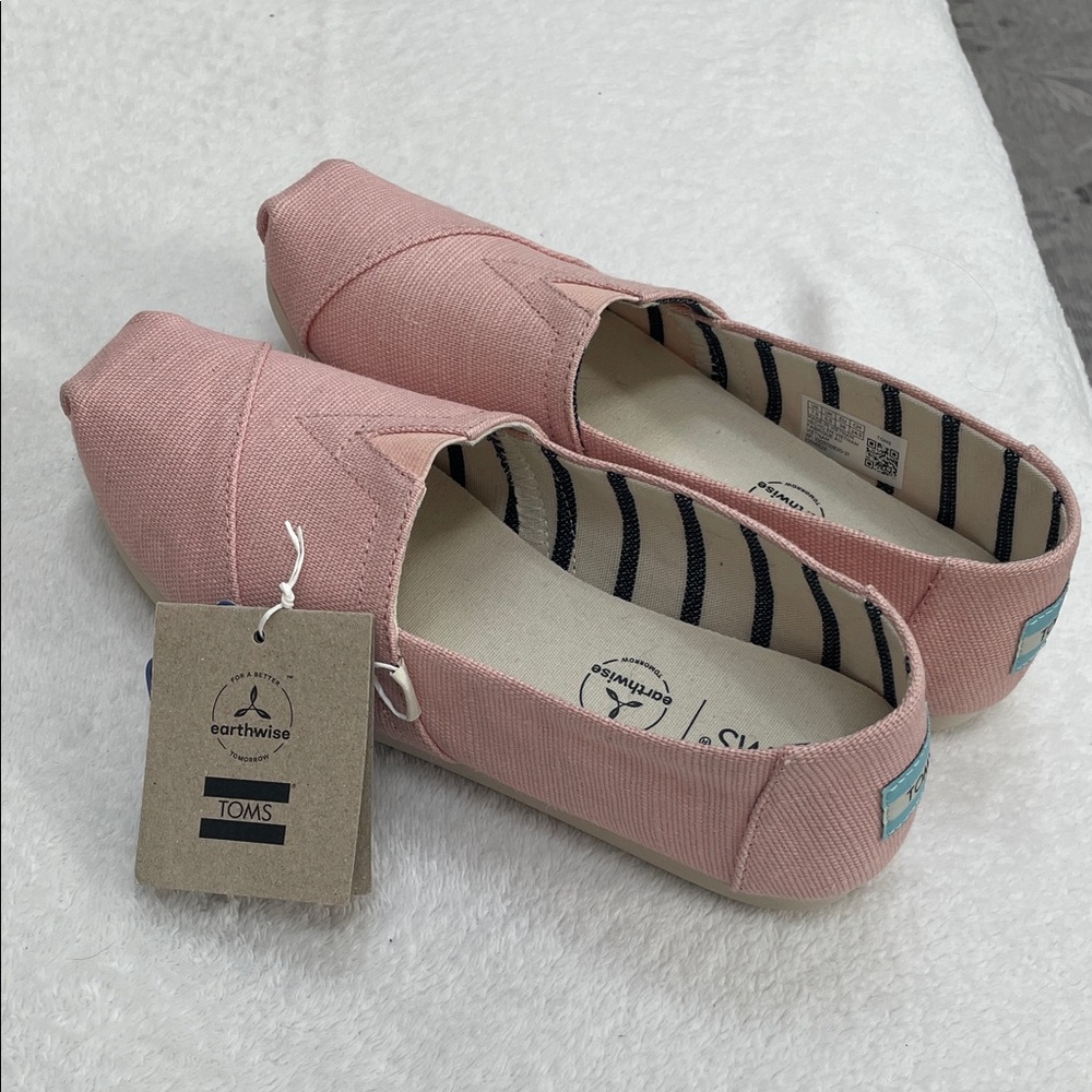 Toms canvas slip ons